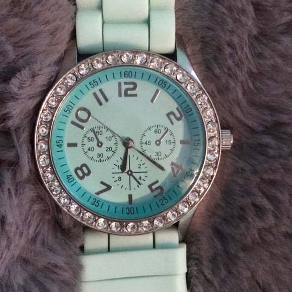 watch bundle - Picture 3 of 3